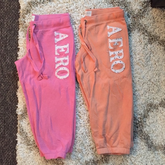 Aeropostale set of 2 crop sweats