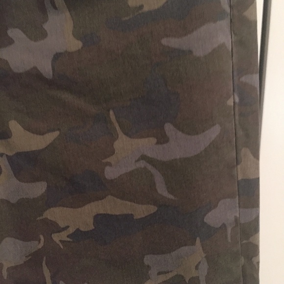 SOLD NWT skinny camo pants. - Picture 2 of 4