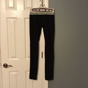 Lululemon 🍋 reversible full length yoga pant