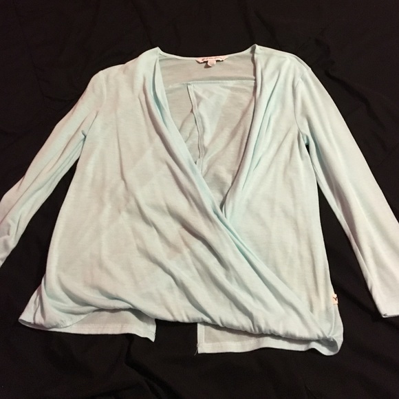 3 American eagle shirts - Picture 2 of 4