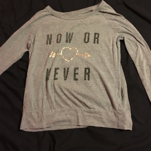 3 American eagle shirts - Picture 3 of 4