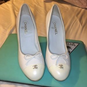 Classic Chanel pumps.