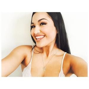 Meet your Posher, Lexi