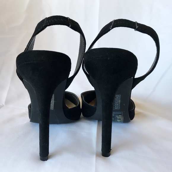 FOREVER 21 Pointed Black Heels with Strap - Picture 4 of 4