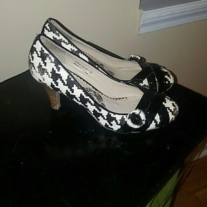 Size 8 Naughty Money Heels