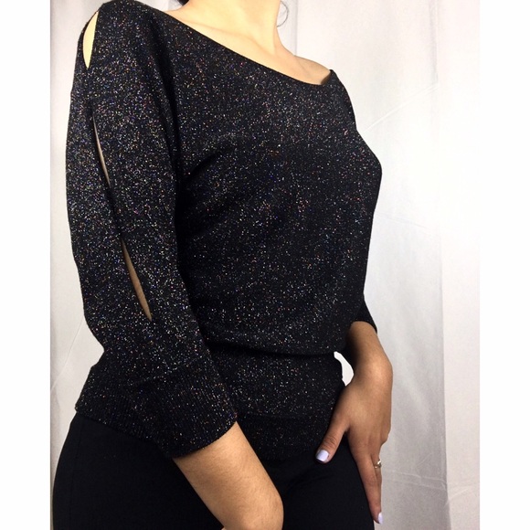 GUESS off the shoulder SPARKLE top
