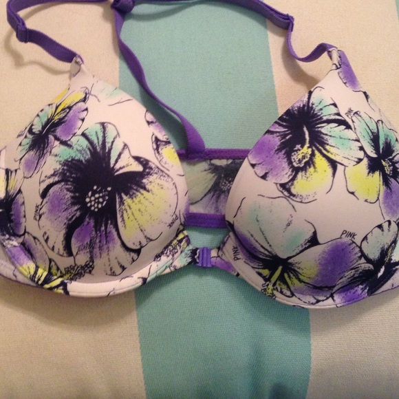 32C VS push up bra