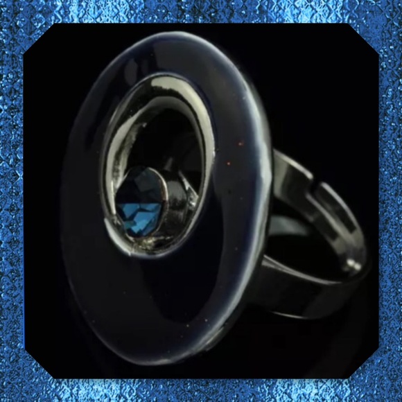 💠CLEARANCE NEW Austrian Crystal Adj Ring💠💠