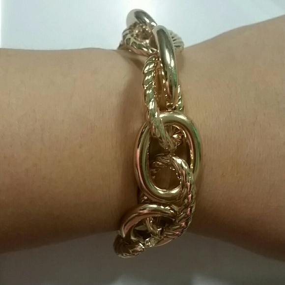 Big Gold Chain Bracelet - stretch
