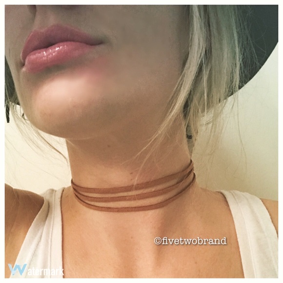 🎀Choker- triple layered velvet collar - Picture 1 of 4