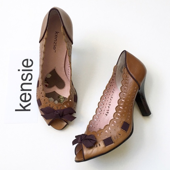 Kenzie Shoes - Kenzie Leather Laser Cut Peep Toe Pump with Bow❤️