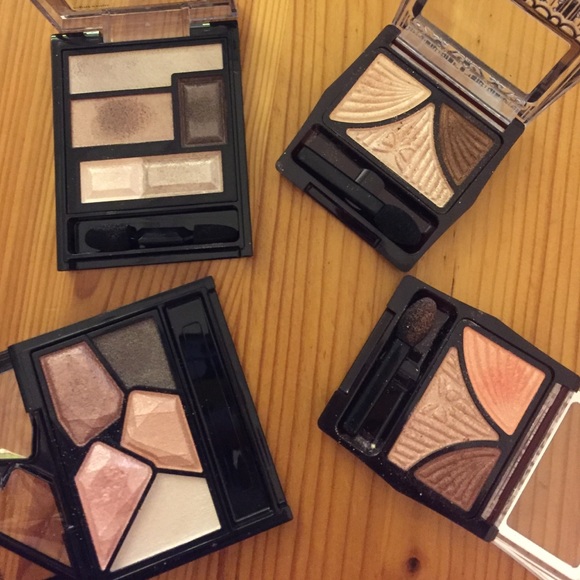 Lot of eye shadow palettes Kate Canmake