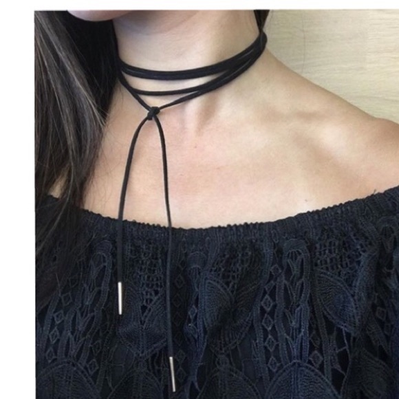 Black suede bow choker - Picture 4 of 4