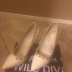 Cream pumps with gold studs worn once for wedding