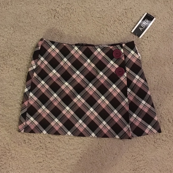 Dresses & Skirts - Plaid miniskirt