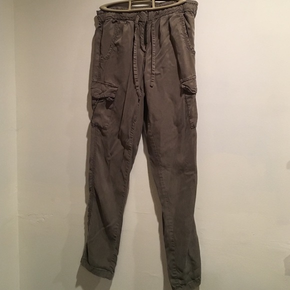 Army green cargo pants