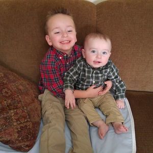 Meet your Posher, Derrick