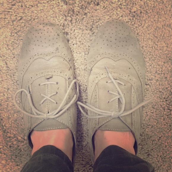 🔸FINAL SALE🔸 Steve Madden Grey Oxfords