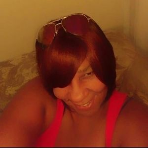 Meet your Posher, Etta