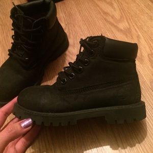 Black timberland boots