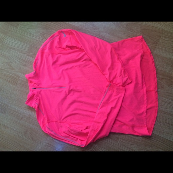 Nike pullover - Picture 2 of 3