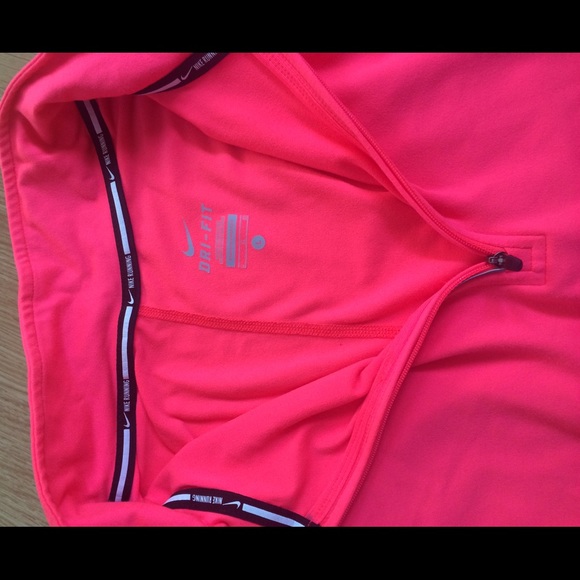 Nike pullover - Picture 3 of 3
