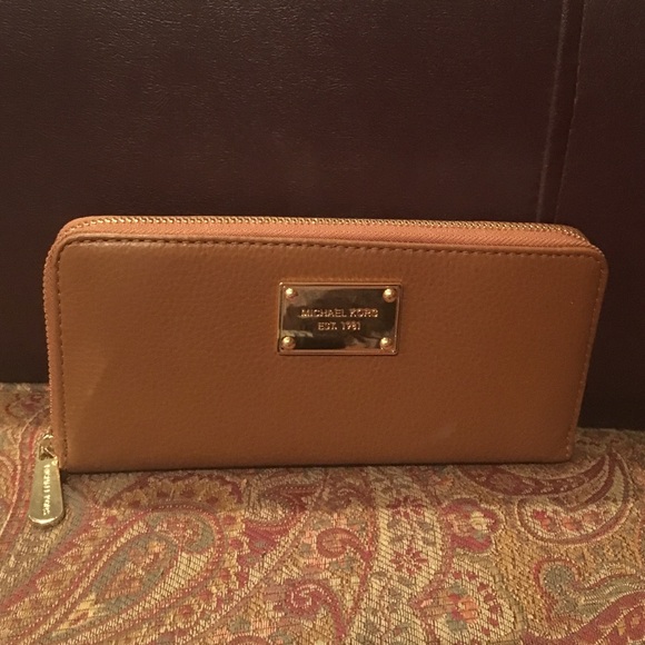MK wallet