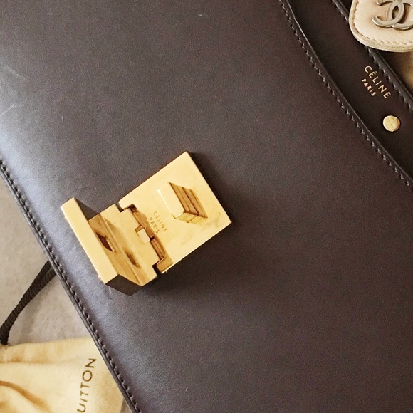 🌷SOLD🌷 Part II: Celine Case Flap Bag - Picture 2 of 4