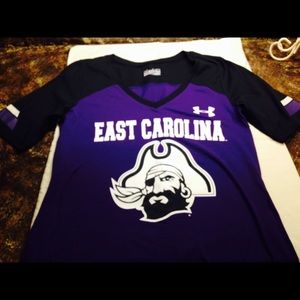 East Carolina Pirates football T shirt! Sz med,