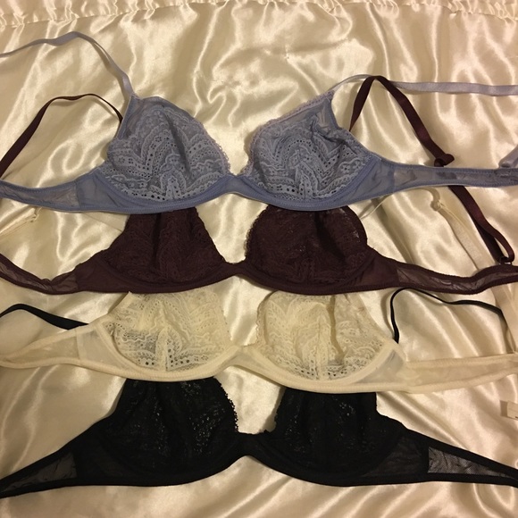 Set of 4 FREE PEOPLE bralettes! ✨+ a print croptop