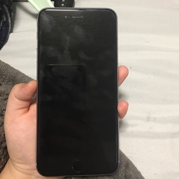 iPhone 6+ - Picture 2 of 2