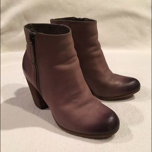 Nordstrom Brand Tan Booties