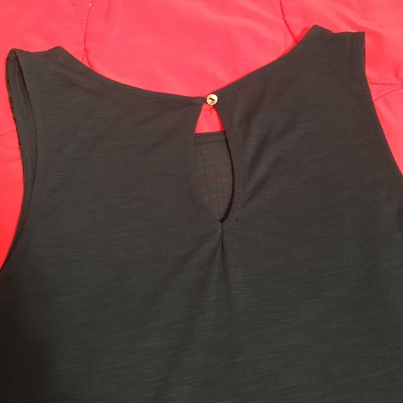 Top - Picture 3 of 3