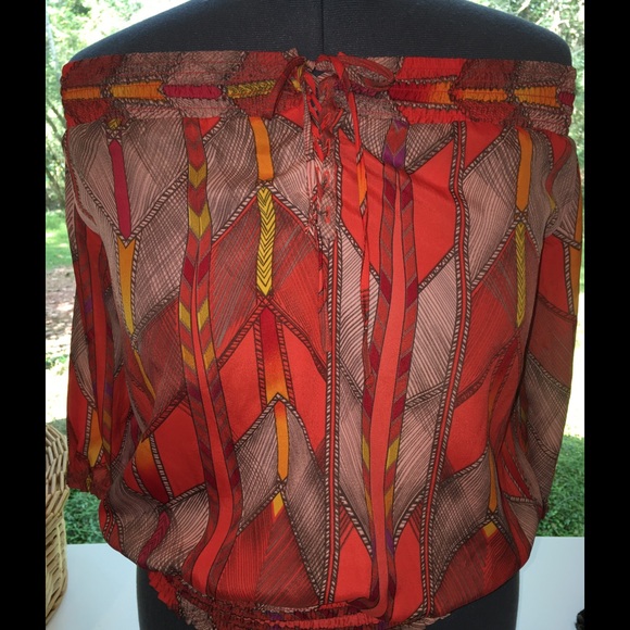 Guess off the shoulder blouse medium