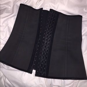 M Charmian Waist Trainer
