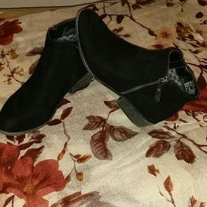 Ankle boots