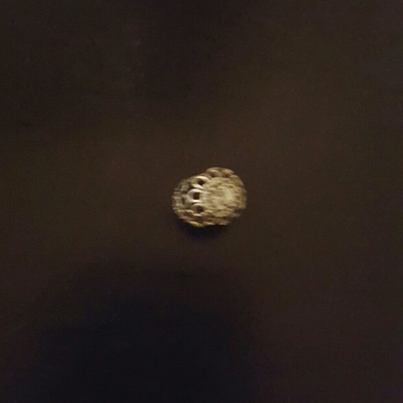 Pandora flower charm