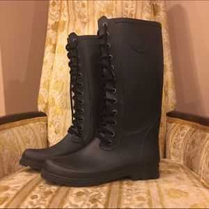 Black Lace-Up Rain Boots