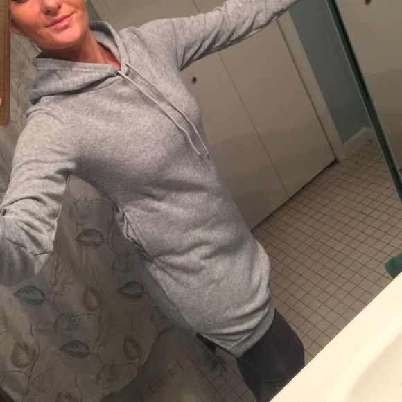 SUPER CUTE GRAY HOODIE DRESS!! - Picture 4 of 4