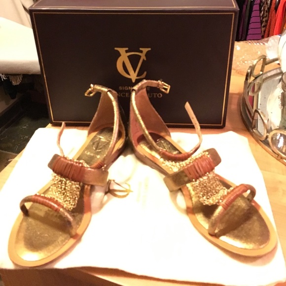 Vince Camuto sandals 9M - Picture 1 of 1