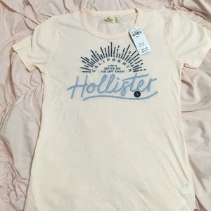 Hollister tshirt