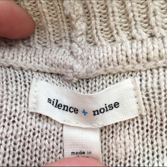 Body-length Fall Sweater - Picture 2 of 4