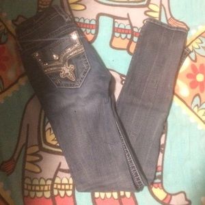 Rock Revival Skinny Jeans!!