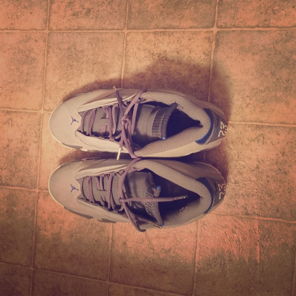 Jordan 14 retro wolf grey and blue.
