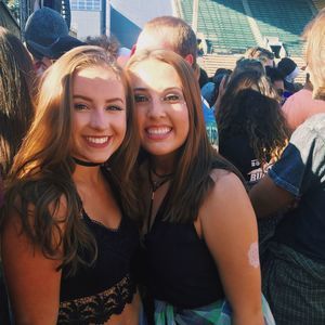 Meet your Posher, Gina