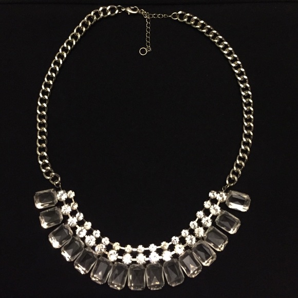 Beautiful Statement Necklace - Picture 1 of 4