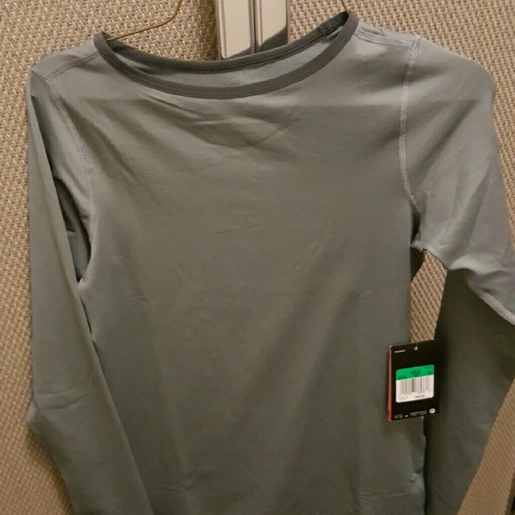 Brand new Nike  long sleeve top