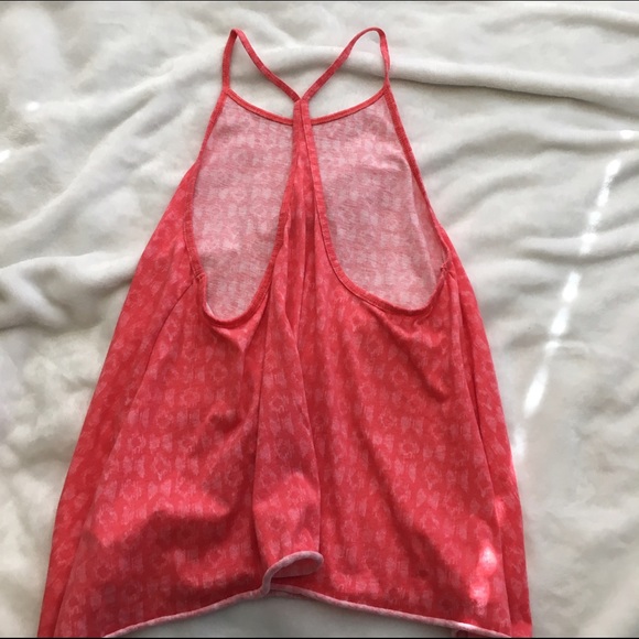 Pink tribal print halter top - Picture 3 of 4