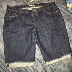 NWOT Denim Bermuda shorts
