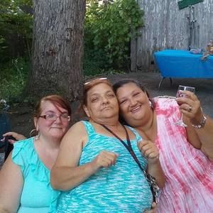 Meet your Posher, Laurena